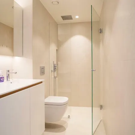 2ndhomes Ullanlinna Penthouse 4 فندق